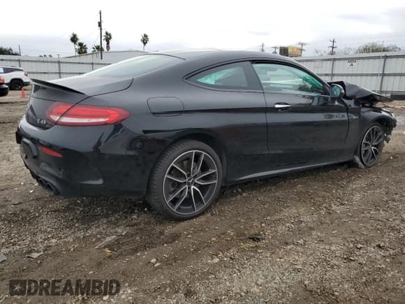 ✅ 2023 Mercedes-Benz C 43 AMG • VIN: W1KWJ6EB6PG128853 • Lot: 42176595. Wystawiony na Copart z przebiegiem 23 203 mil. Bezpłatny archiwum sprzedaży aukcyjnych z USA i szczegółowy raport historii pojazdu na DreamBid. Zdjęcie 3.