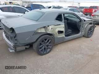 2023 Dodge Challenger R/T z VIN 2C3CDZBT5PH638154, wystawiony jako IAAI lot #41909092 z przebiegiem 30 050 mil mil oraz . Historia ofert i sprzedaży dostępna na DreamBid. Obrazek 4.