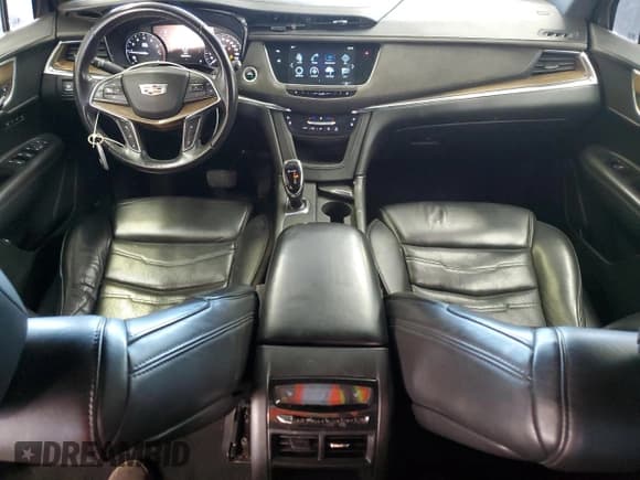 ✅ 2017 Cadillac XT5 Platinum AWD • VIN: 1GYKNFRSXHZ235640 • Lot: 80913815. Listed on Copart with 92,393 mi. Free auction sales archive from the USA and detailed vehicle history report at DreamBid. Image 8.