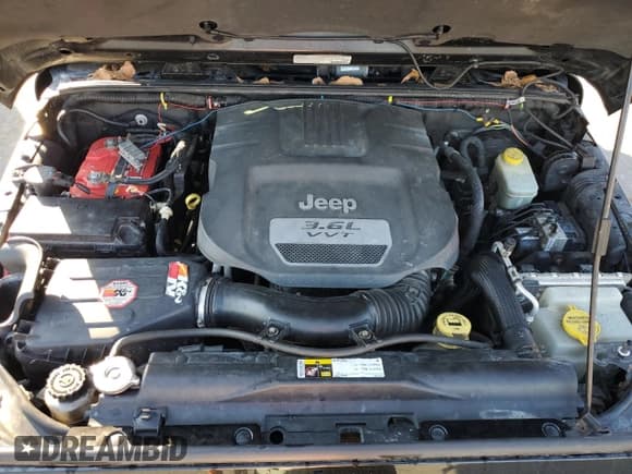 ✅ 2013 Jeep Wrangler Unlimited Sahara • VIN: 1C4HJWEG7DL563110 • Lot: 93070565. Listed on Copart with 151,623 mi. Free auction sales archive from the USA and detailed vehicle history report at DreamBid. Image 11.