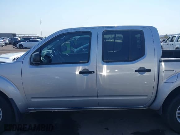 ✅ 2020 Nissan Frontier SV • VIN: 1N6ED0EA5LN707806 • Lot: 43032308. Listed on IAAI with 82,073 mi. Free auction sales archive from the USA and detailed vehicle history report at DreamBid. Image 14.
