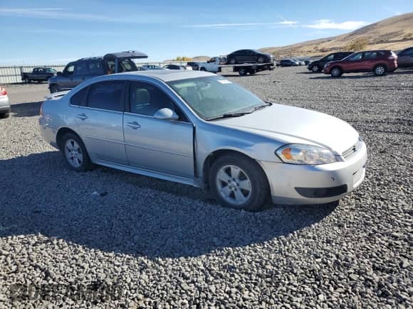 2010 Chevrolet Impala LT z VIN 2G1WB5EN4A1141027, wystawiony jako Copart lot #91068755 z przebiegiem 176 593 mil mil oraz Czysty tytuł • Clean title. Historia ofert i sprzedaży dostępna na DreamBid. Obrazek 4.