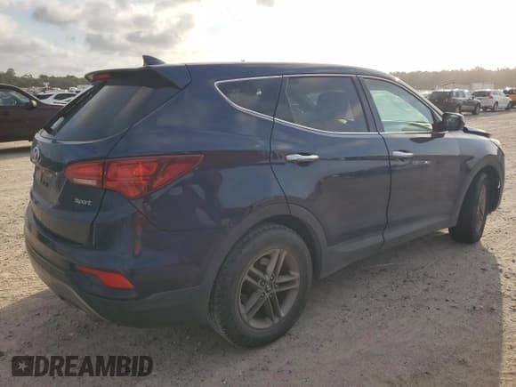 ✅ 2017 Hyundai Santa Fe 2.4L • VIN: 5XYZT3LB3HG449174 • Лот: 57733213. Опубликован ранее на Copart с пробегом 93 778 миль. Бесплатный доступ к архиву аукционных продаж из США и подробный отчёт об истории автомобиля на DreamBid. Изображение 3.