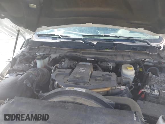 ✅ 2018 Ram 2500 Tradesman • VIN: 3C6MR5AL4JG166393 • Lot: 42163186. Wystawiony na IAAI z przebiegiem 77 859 mil. Bezpłatny archiwum sprzedaży aukcyjnych z USA i szczegółowy raport historii pojazdu na DreamBid. Zdjęcie 10.