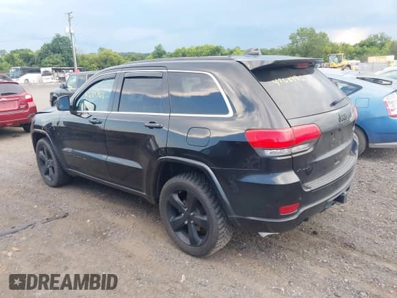 ✅ 2015 Jeep Grand Cherokee Laredo • VIN: 1C4RJFAG4FC778747 • Лот: 42684763. Опубликован ранее на IAAI с пробегом 175 705 миль. Бесплатный доступ к архиву аукционных продаж из США и подробный отчёт об истории автомобиля на DreamBid. Изображение 3.