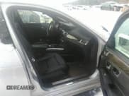 ✅ 2015 Mercedes-Benz E 350 Sport • VIN: WDDHF5KB6FB096507 • Lot: 35968310. Wystawiony na IAAI z przebiegiem 140 119 mil. Bezpłatny archiwum sprzedaży aukcyjnych z USA i szczegółowy raport historii pojazdu na DreamBid. Zdjęcie 5.