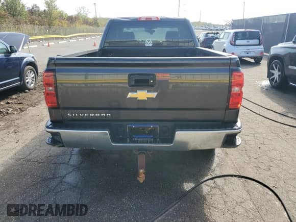 2015 Chevrolet Silverado 1500 Work Truck z VIN 1GCVKPEH2FZ338186, wystawiony jako Copart lot #86614035 z przebiegiem 108 997 mil mil oraz Czysty tytuł • Clean title. Historia ofert i sprzedaży dostępna na DreamBid. Obrazek 6.