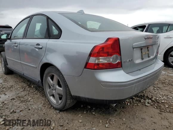 ✅ 2006 Volvo S40 2.5L Turbo • VIN: YV1MH682662222150 • Lot: 84041604. Listed on Copart with Not provided. Free auction sales archive from the USA and detailed vehicle history report at DreamBid. Image 2.