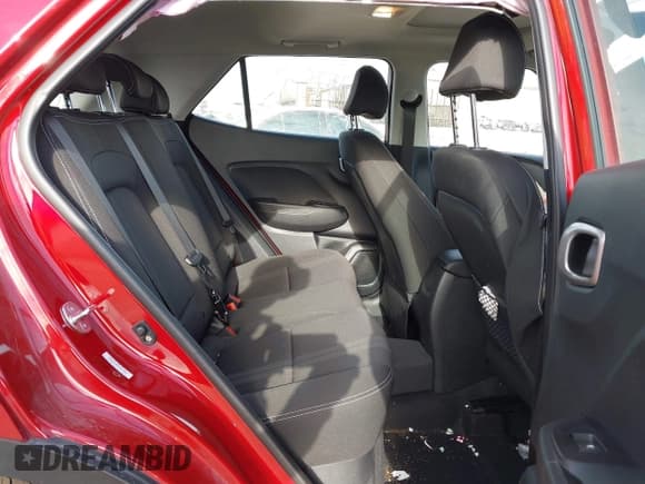 ✅ 2023 Hyundai Venue SEL • VIN: KMHRC8A33PU267086 • Lot: 40975039. Listed on IAAI with 14,755 mi. Free auction sales archive from the USA and detailed vehicle history report at DreamBid. Image 8.