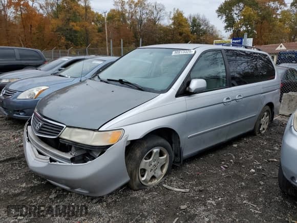 ✅ 2001 Honda Odyssey EX • VIN: 2HKRL18651H519207 • Lot: 90813325. Wystawiony na Copart z przebiegiem 201 827 mil. Bezpłatny archiwum sprzedaży aukcyjnych z USA i szczegółowy raport historii pojazdu na DreamBid. Zdjęcie 1.