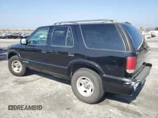 1996 Chevrolet Blazer z VIN 1GNCS13W3T2201288, wystawiony jako Copart lot #75454554 z przebiegiem 206 717 mil mil oraz Szkoda całkowita • Salvage title. Historia ofert i sprzedaży dostępna na DreamBid. Obrazek 2.