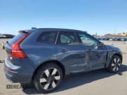✅ 2024 Volvo XC60 Plus Dark Theme • VIN: YV4H60DL7R1890796 • Lot: 89396905. Listed on Copart with 1,157 mi. Free auction sales archive from the USA and detailed vehicle history report at DreamBid. Image 3.