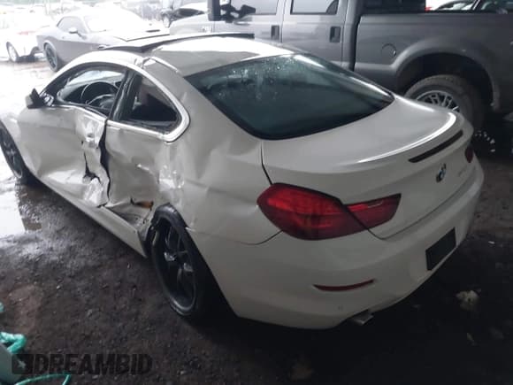 ✅ 2013 BMW 6 Series 640i • VIN: WBALW3C54DC892470 • Lot: 43107105. Wystawiony na IAAI z przebiegiem 73 474 mil. Bezpłatny archiwum sprzedaży aukcyjnych z USA i szczegółowy raport historii pojazdu na DreamBid. Zdjęcie 3.