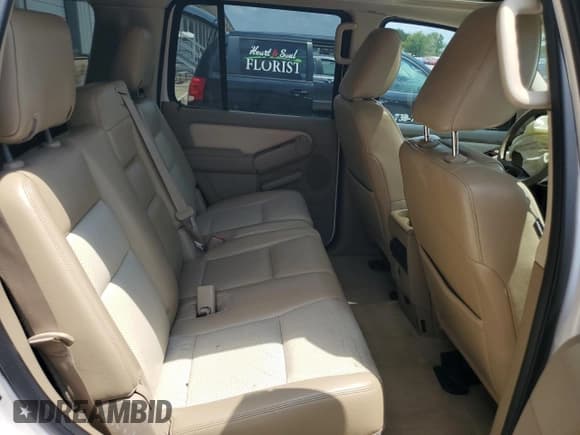 ✅ 2010 Ford Explorer Limited • VIN: 1FMEU7FE2AUA03672 • Lot: 68385915. Wystawiony na Copart z przebiegiem 192 142 mil. Bezpłatny archiwum sprzedaży aukcyjnych z USA i szczegółowy raport historii pojazdu na DreamBid. Zdjęcie 11.