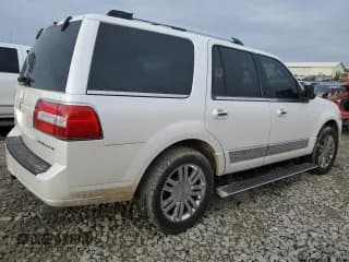 ✅ 2010 Lincoln Navigator • VIN: 5LMJJ2H53AEJ00328 • Лот: 40661704. Опубликован ранее на Copart с пробегом 230 666 миль. Бесплатный доступ к архиву аукционных продаж из США и подробный отчёт об истории автомобиля на DreamBid. Изображение 3.