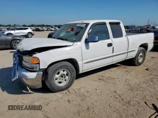 2001 GMC Sierra 1500 SLE with VIN 2GTEC19V911175578, listed as a Copart auction lot 82488995 with 189,188 mi miles and Salvage title. Bid and sale history available at DreamBid. Image 1.