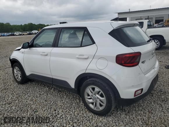 ✅ 2022 Hyundai Venue SE • VIN: KMHRB8A35NU197557 • Lot: 54660965. Listed on Copart with 17,424 mi. Free auction sales archive from the USA and detailed vehicle history report at DreamBid. Image 2.