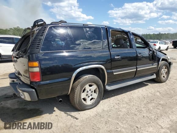 ✅ 2005 Chevrolet Suburban LT • VIN: 3GNEC16Z05G174248 • Лот: 55474945. Опубликован ранее на Copart с пробегом Не указан. Бесплатный доступ к архиву аукционных продаж из США и подробный отчёт об истории автомобиля на DreamBid. Изображение 3.