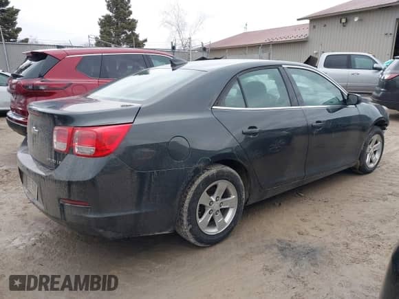 2016 Chevrolet Malibu LS with VIN 1G11A5SA6GU143437, listed as a IAAI auction lot 41667345 with 227,404 mi miles and . Bid and sale history available at DreamBid. Image 4.