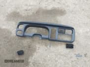 ✅ 1999 Dodge Dakota Sport • VIN: 1B7FL26P3XS292677 • Lot: 42274571. Wystawiony na IAAI z przebiegiem 205 641 mil. Bezpłatny archiwum sprzedaży aukcyjnych z USA i szczegółowy raport historii pojazdu na DreamBid. Zdjęcie 12.