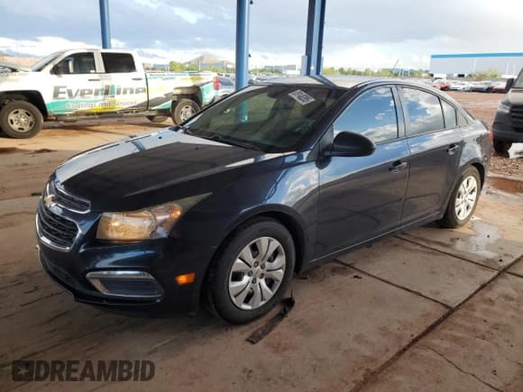 ✅ 2015 Chevrolet Cruze LS • VIN: 1G1PB5SH7F7162354 • Lot: 85148285. Listed on Copart with 127,721 mi. Free auction sales archive from the USA and detailed vehicle history report at DreamBid. Image 1.