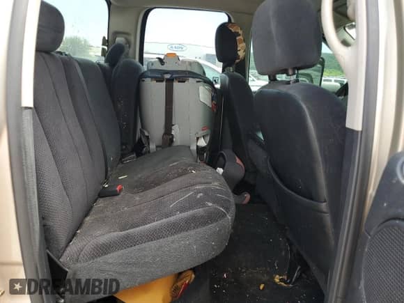 2004 Dodge 3500 ST with VIN 3D7LU38C14G250288, listed as a Copart auction lot 65744595 with 230,952 mi miles and Salvage title. Bid and sale history available at DreamBid. Image 10.