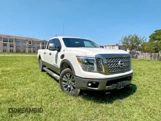 ✅ 2019 Nissan Titan SL • VIN: 1N6BA1F49KN534817 • Lot: 80763155. Wystawiony na Copart z przebiegiem 151 831 mil. Bezpłatny archiwum sprzedaży aukcyjnych z USA i szczegółowy raport historii pojazdu na DreamBid. Zdjęcie 1.