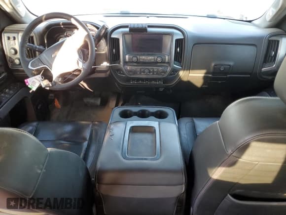 ✅ 2019 Chevrolet Silverado 2500HD LTZ • VIN: 1GC1KTEG4KF209330 • Lot: 72545254. Wystawiony na Copart z przebiegiem 150 828 mil. Bezpłatny archiwum sprzedaży aukcyjnych z USA i szczegółowy raport historii pojazdu na DreamBid. Zdjęcie 8.