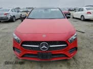 ✅ 2019 Mercedes-Benz A 220 • VIN: WDD3G4EB1KW027367 • Lot: 95767225. Wystawiony na Copart z przebiegiem 65 883 mil. Bezpłatny archiwum sprzedaży aukcyjnych z USA i szczegółowy raport historii pojazdu na DreamBid. Zdjęcie 5.