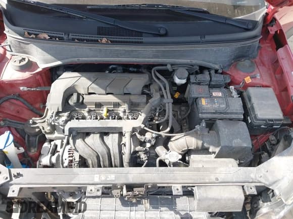 ✅ 2022 Hyundai Venue SEL • VIN: KMHRC8A39NU186851 • Lot: 41888011. Wystawiony na IAAI z przebiegiem 50 773 mil. Bezpłatny archiwum sprzedaży aukcyjnych z USA i szczegółowy raport historii pojazdu na DreamBid. Zdjęcie 10.