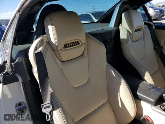 ✅ 2012 Mercedes-Benz SLK 350 • VIN: WDDPK5HA9CF032407 • Lot: 80124125. Wystawiony na Copart z przebiegiem 126 902 mil. Bezpłatny archiwum sprzedaży aukcyjnych z USA i szczegółowy raport historii pojazdu na DreamBid. Zdjęcie 10.