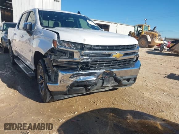 ✅ 2019 Chevrolet Silverado 1500 LT • VIN: 3GCPWCED3KG184679 • Lot: 43575622. Wystawiony na IAAI z przebiegiem 113 897 mil. Bezpłatny archiwum sprzedaży aukcyjnych z USA i szczegółowy raport historii pojazdu na DreamBid. Zdjęcie 6.