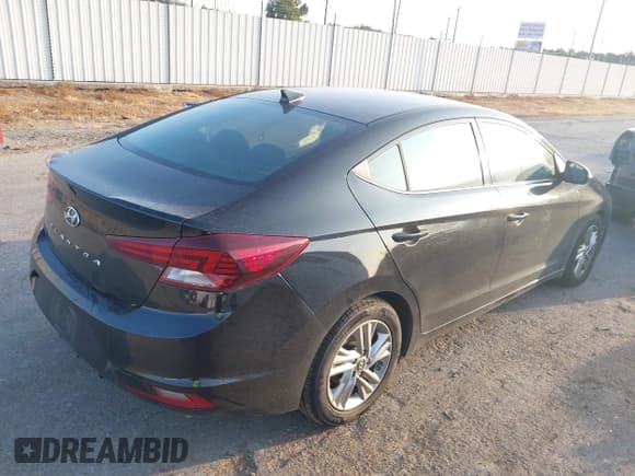 ✅ 2019 Hyundai Elantra SEL • VIN: 5NPD84LF6KH419543 • Lot: 43511012. Listed on IAAI with 109,310 mi. Free auction sales archive from the USA and detailed vehicle history report at DreamBid. Image 4.