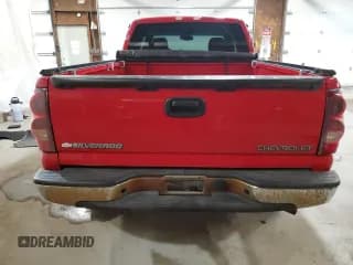 ✅ 2003 Chevrolet Silverado 1500 LS • VIN: 1GCEK19VX3E367953 • Лот: 77992524. Опубликован ранее на Copart с пробегом 212 923 миль. Бесплатный доступ к архиву аукционных продаж из США и подробный отчёт об истории автомобиля на DreamBid. Изображение 6.