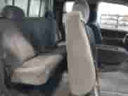 2000 Chevrolet Silverado 1500 LS z VIN 1GCEK19T1YE336600, wystawiony jako IAAI lot #42383410 z przebiegiem 64 920 mil mil oraz . Historia ofert i sprzedaży dostępna na DreamBid. Obrazek 8.