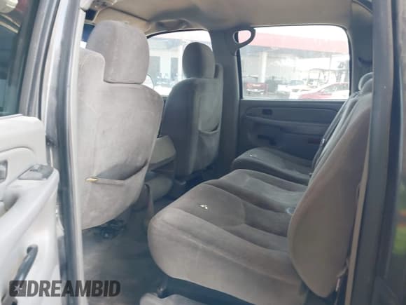 ✅ 2005 Chevrolet Avalanche Z66 • VIN: 3GNEC12Z35G294843 • Lot: 42401044. Listed on IAAI with Not provided. Free auction sales archive from the USA and detailed vehicle history report at DreamBid. Image 8.