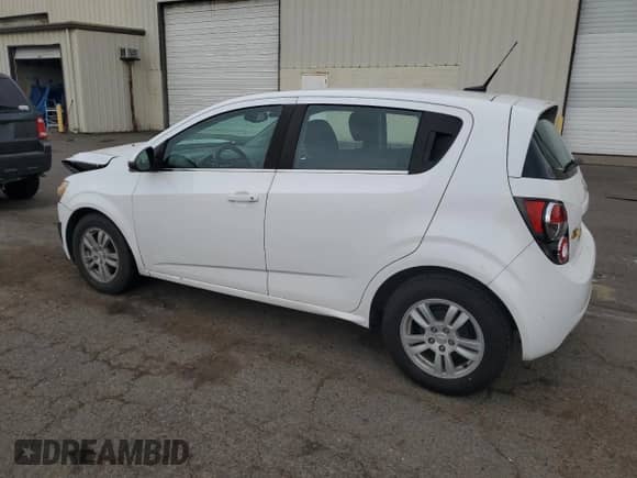 2013 Chevrolet Sonic LT with VIN 1G1JC6SG0D4230167, listed as a Copart auction lot 90614715 with 143,604 mi miles and Clean title. Bid and sale history available at DreamBid. Image 2.