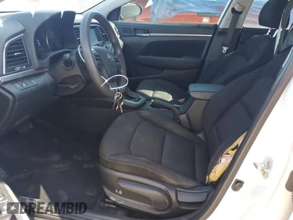 2018 Hyundai Elantra Value Edition с VIN 5NPD84LFXJH302952, выставлен на аукционе Copart как лот 82061195 с пробегом 123 612 миль миль и Списание • Salvage title. История ставок и продаж доступна на DreamBid. Изображение 7.