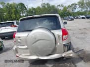 ✅ 2008 Toyota RAV4 • VIN: JTMBD33VX85213297 • Lot: 43618471. Listed on IAAI with 142,022 mi. Free auction sales archive from the USA and detailed vehicle history report at DreamBid. Image 16.