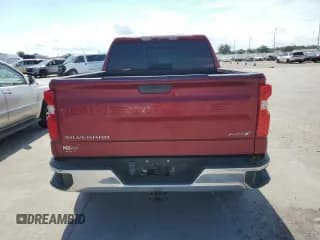 ✅ 2020 Chevrolet Silverado 1500 RST • VIN: 1GCUWDEDXLZ284417 • Lot: 72593024. Wystawiony na Copart z przebiegiem 106 945 mil. Bezpłatny archiwum sprzedaży aukcyjnych z USA i szczegółowy raport historii pojazdu na DreamBid. Zdjęcie 6.