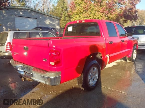 ✅ 2006 Dodge Dakota SLT • VIN: 1D7HE48N66S501330 • Lot: 43688359. Listed on IAAI with 199,726 mi. Free auction sales archive from the USA and detailed vehicle history report at DreamBid. Image 4.