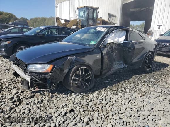 ✅ 2012 Audi S5 Premium Plus • VIN: WAUCVAFR7CA017660 • Лот: 85272915. Опубликован ранее на Copart с пробегом Не указан. Бесплатный доступ к архиву аукционных продаж из США и подробный отчёт об истории автомобиля на DreamBid. Изображение 1.