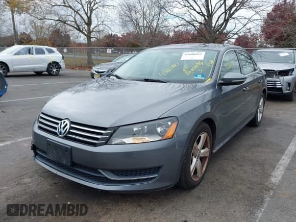 ✅ 2012 Volkswagen Passat SE • VIN: 1VWBP7A3XCC056095 • Lot: 43680865. Listed on IAAI with 152,783 mi. Free auction sales archive from the USA and detailed vehicle history report at DreamBid. Image 17.
