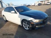 ✅ 2013 BMW 3 Series 328i xDrive • VIN: WBA3B5C50DF594391 • Lot: 43867987. Listed on IAAI with 127,049 mi. Free auction sales archive from the USA and detailed vehicle history report at DreamBid. Image 1.