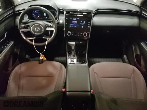 ✅ 2022 Hyundai Tucson SEL • VIN: 5NMJBCAE4NH083577 • Lot: 69462694. Wystawiony na Copart z przebiegiem 108 537 mil. Bezpłatny archiwum sprzedaży aukcyjnych z USA i szczegółowy raport historii pojazdu na DreamBid. Zdjęcie 8.