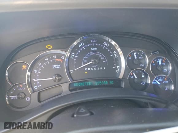 ✅ 2005 Chevrolet Silverado 1500 LS • VIN: 2GCEC19VX51327213 • Lot: 92028985. Wystawiony na Copart z przebiegiem 225 380 mil. Bezpłatny archiwum sprzedaży aukcyjnych z USA i szczegółowy raport historii pojazdu na DreamBid. Zdjęcie 9.