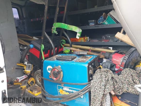 ✅ 2020 Chevrolet Express Cargo • VIN: 1GCWGAFP1L1167305 • Lot: 42919010. Listed on IAAI with 35,381 mi. Free auction sales archive from the USA and detailed vehicle history report at DreamBid. Image 8.