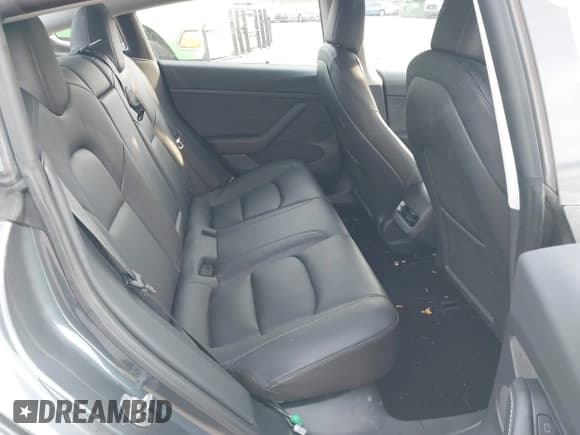 ✅ 2023 Tesla Model 3 • VIN: 5YJ3E1EA7PF470995 • Lot: 43555276. Wystawiony na IAAI z przebiegiem 66 403 mil. Bezpłatny archiwum sprzedaży aukcyjnych z USA i szczegółowy raport historii pojazdu na DreamBid. Zdjęcie 8.