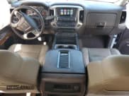 ✅ 2018 GMC Sierra 1500 SLT • VIN: 3GTU2NEJ6JG432860 • Лот: 82153505. Опубликован ранее на Copart с пробегом 96 981 миль. Бесплатный доступ к архиву аукционных продаж из США и подробный отчёт об истории автомобиля на DreamBid. Изображение 8.