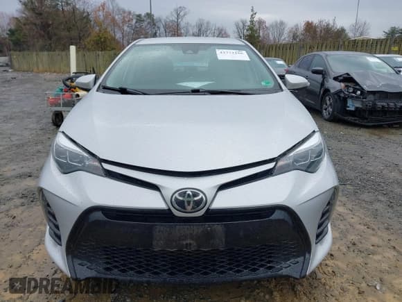 ✅ 2018 Toyota Corolla L • VIN: 2T1BURHE6JC041693 • Lot: 43773106. Listed on IAAI with 97,253 mi. Free auction sales archive from the USA and detailed vehicle history report at DreamBid. Image 12.